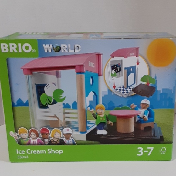 Brio World 13-Piece Ice Cream Shop New Ages 3-7 - Picture 7 of 7